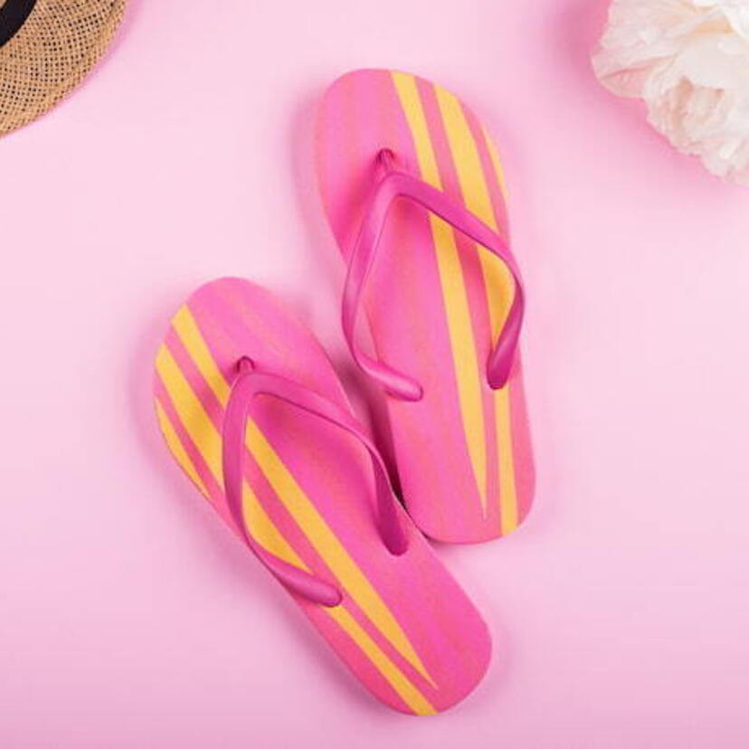 As 10 melhores Havaianas femininas de 2024: Slim, branca, com glitter e muito mais!