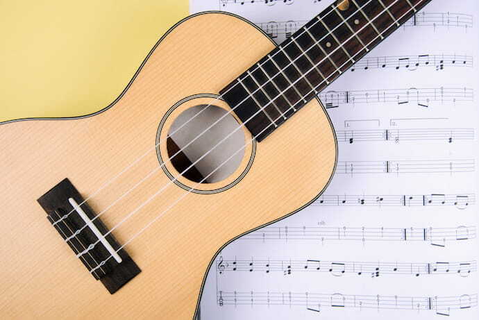 Ukulele e notas musicais